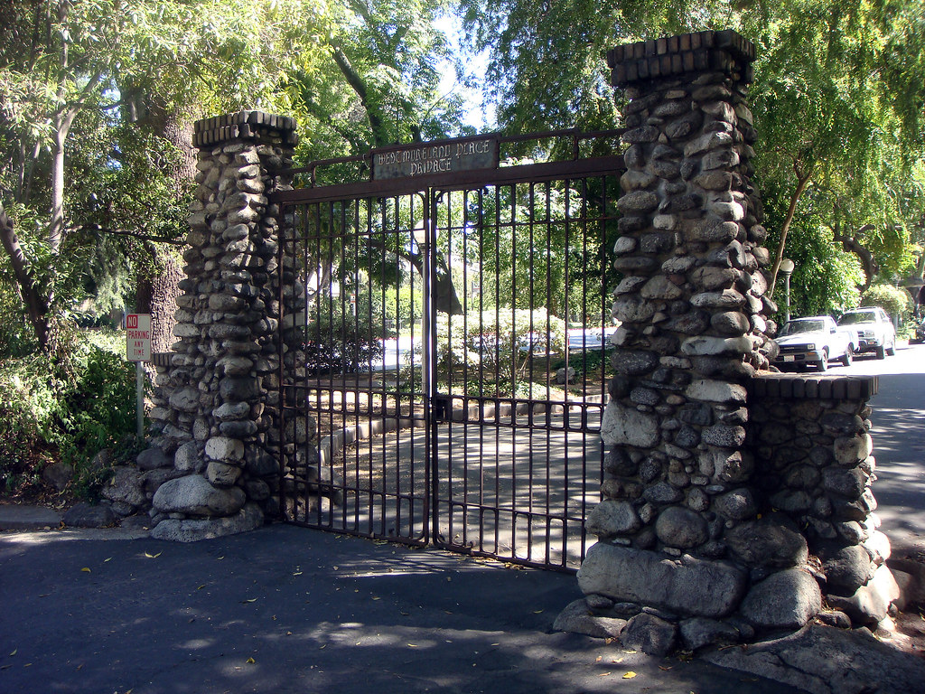 Westmoreland Gates contemporary view Greene and Greene 1906-1907 stone pillars wrought iron gates Westmoreland Place Private Pasadena community entrance