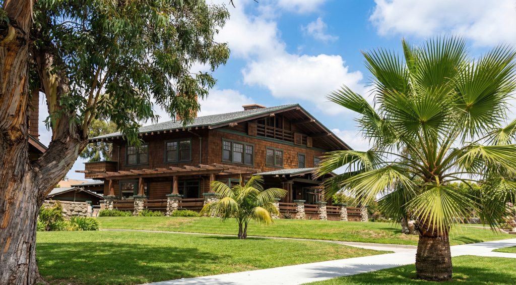 Historic colorized photograph of the Dr. Arthur A. Libby house built in 1905 by Greene & Greene.