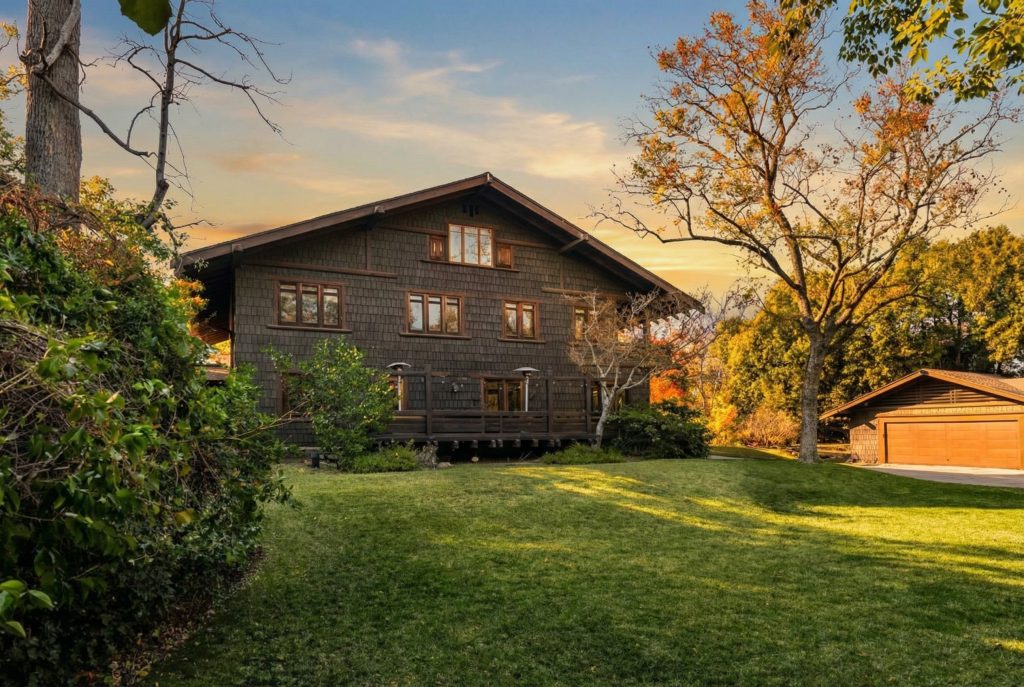 Backyard with canyon views and mature landscaping at The Margaret B. S. Clapham Spinks House in Pasadena.