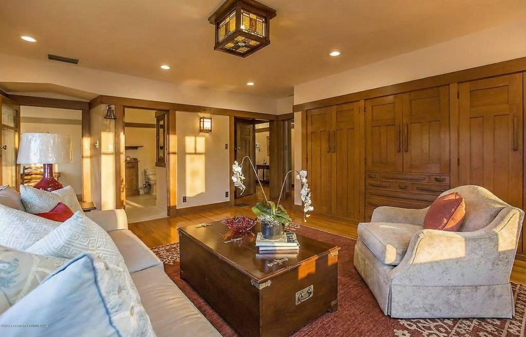 Alternate view of the second floor lounge at The Dr. William T. Bolton House #3 with intimate atmosphere.