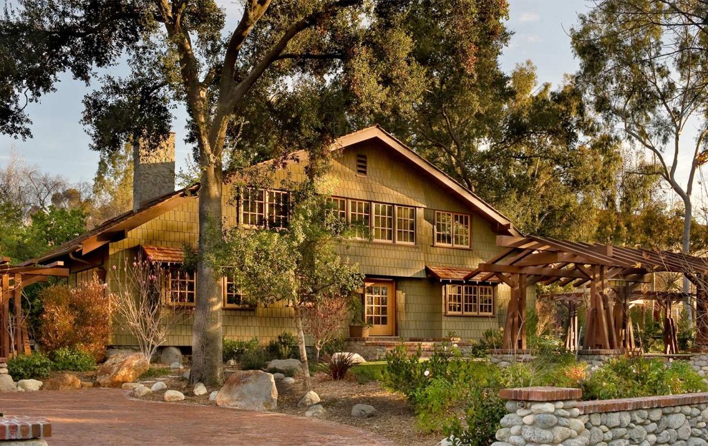 Contemporary photo of the Darling House, a Greene and Greene work similar to The William J. Lawless House