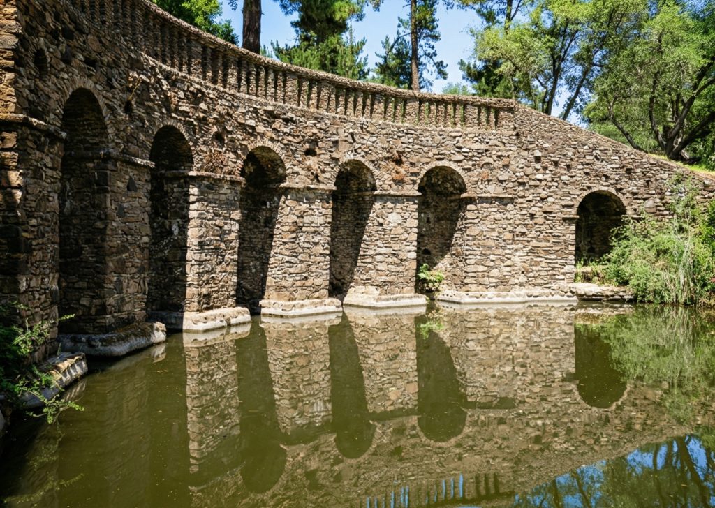 HABS survey detail of the closed, grotto-like end of the Roman Pond at The Mortimer Fleishhacker Estate, showing stonework.